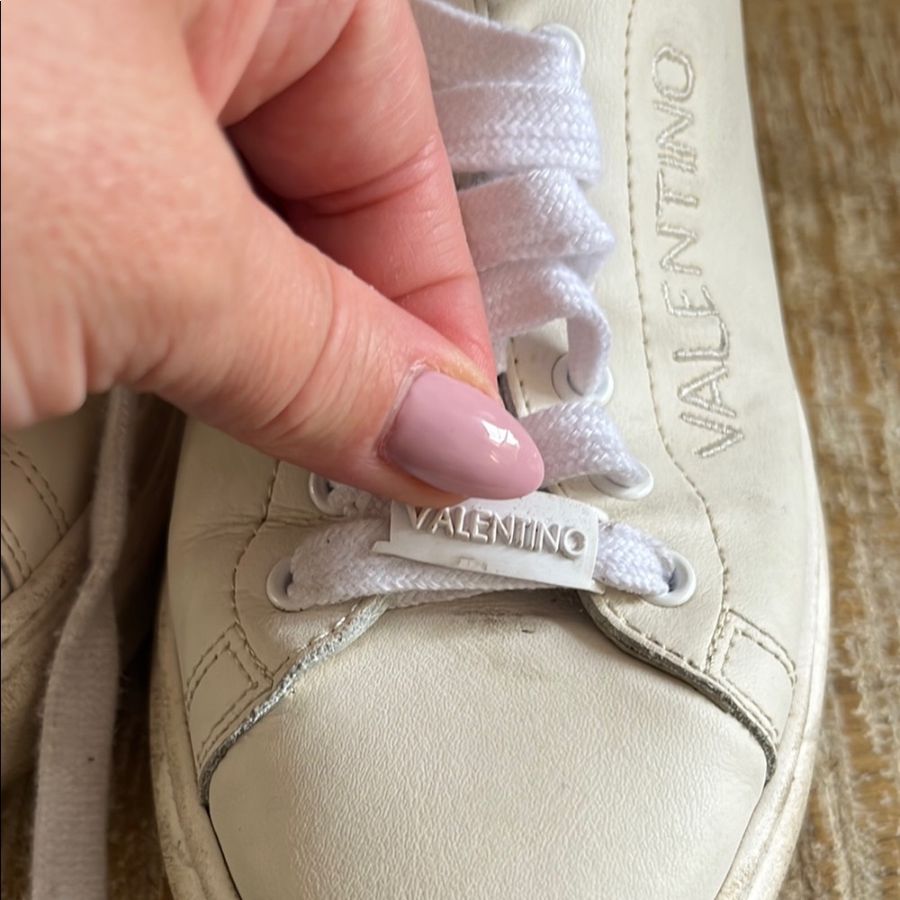 Valentino White and Gold Sneakers - Picture 9 of 9
